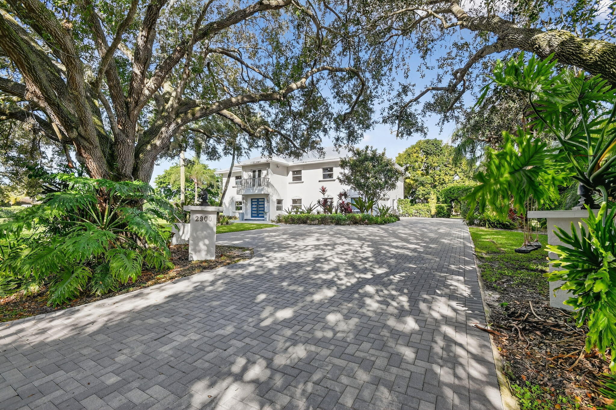 Welcome to the highly sought-after Wellington Aero Club of the Landings. This exceptional two-story, 5-bedroom, 4.5-bathroom single-family residence is ideally located just an easy golf cart or bike ride from the Winter Equestrian Festival and the Wanderers Club. It is also situated just 1,000 feet from a local dog park, pickleball courts, and soccer fields. Spanning 3,390 square feet, the home underwent an extensive, high-end renovation last year. The interior showcases brand-new Restoration Hardware furniture and a stunning Italian Snaidero kitchen fully equipped with premium Miele appliances.