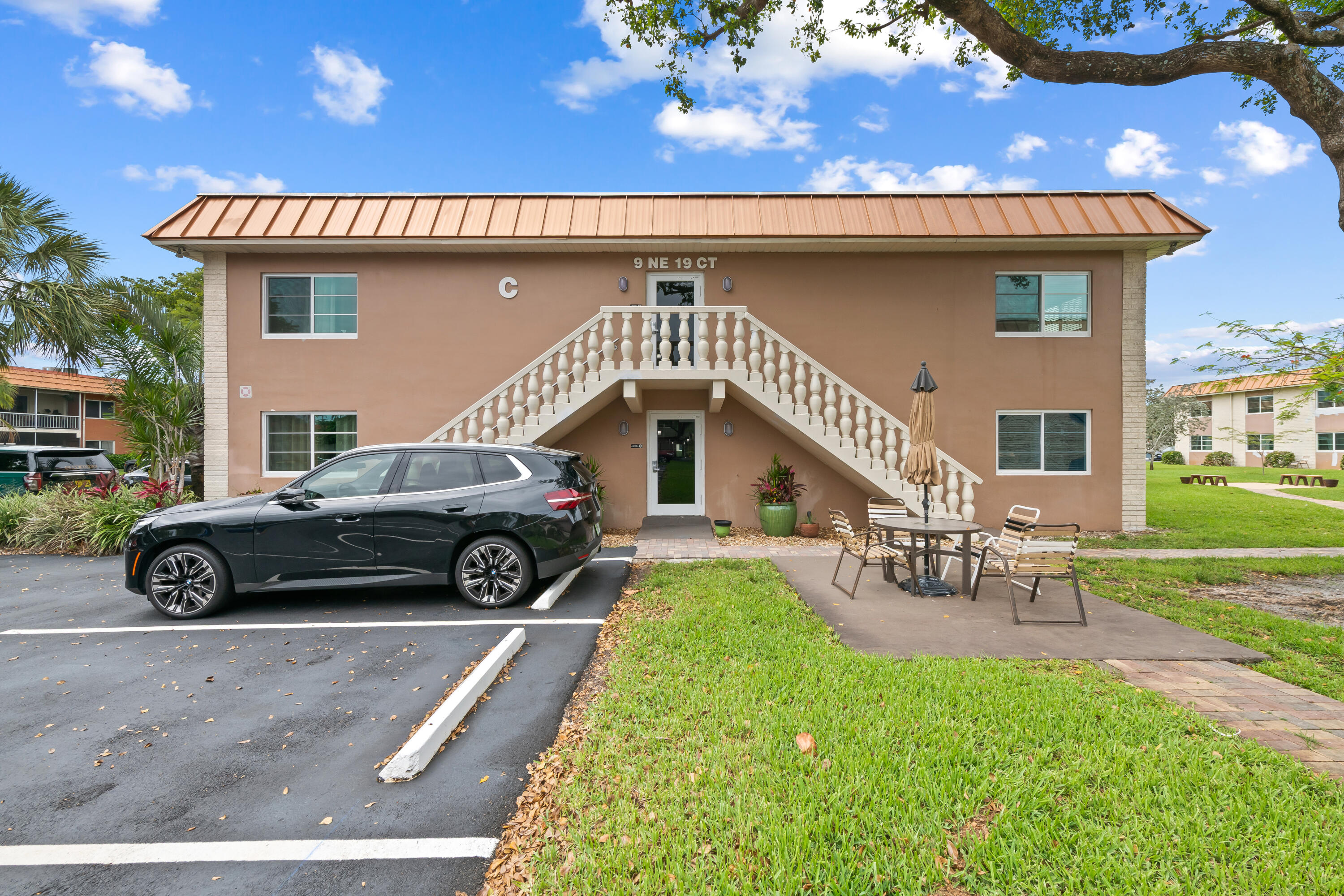 Manor Grove Village One I - Residential Lease