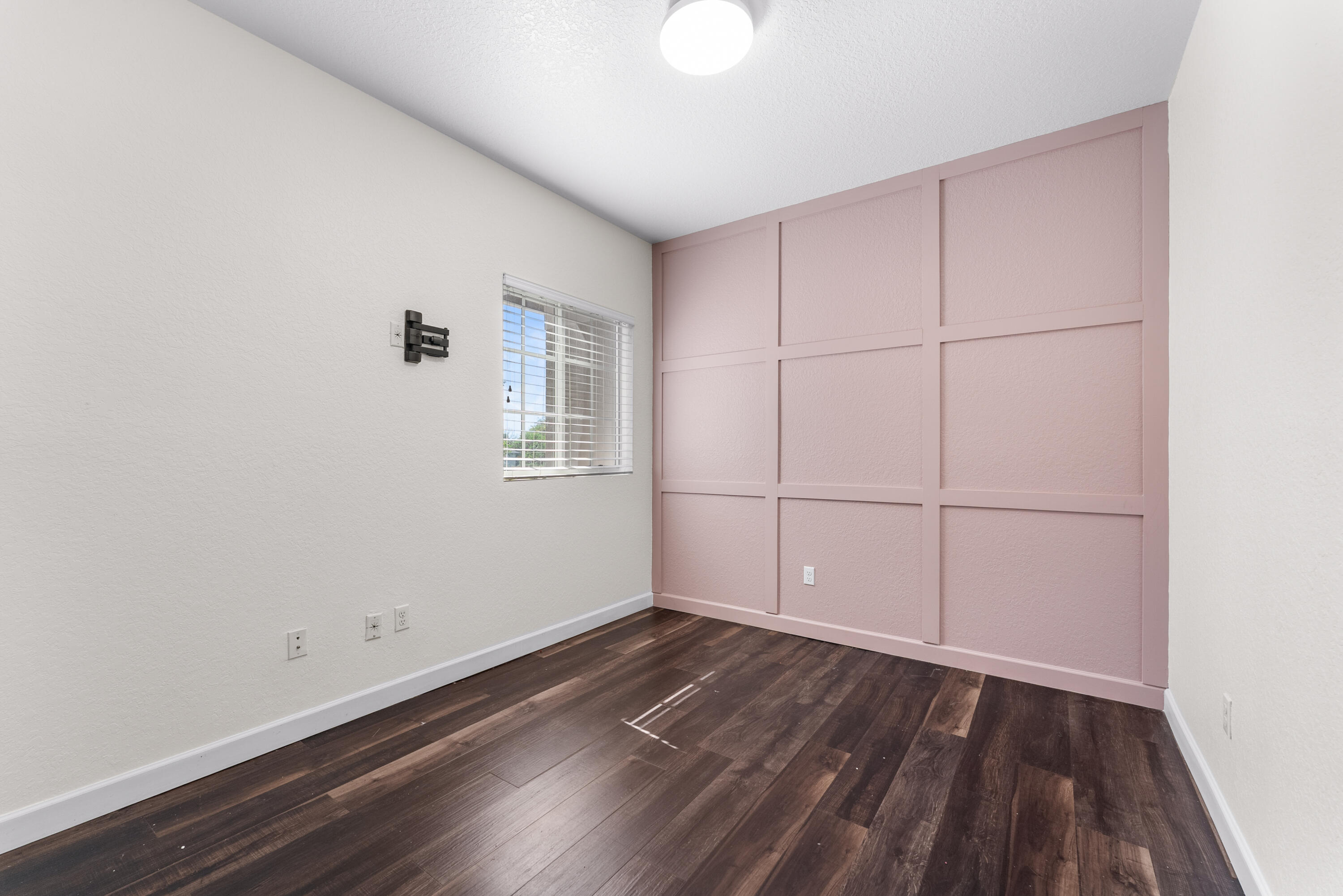 RUTH RIDGE - Residential