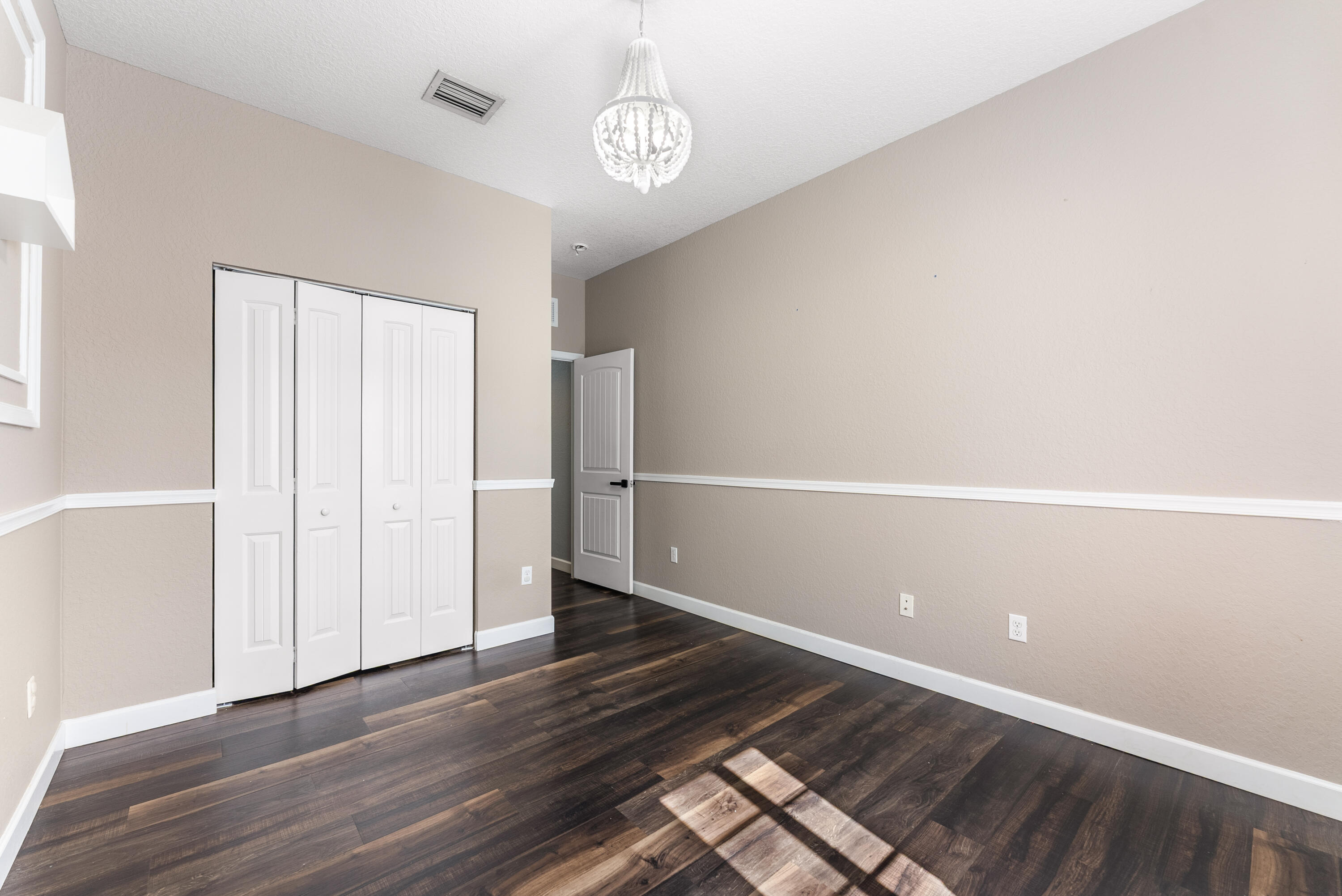 RUTH RIDGE - Residential