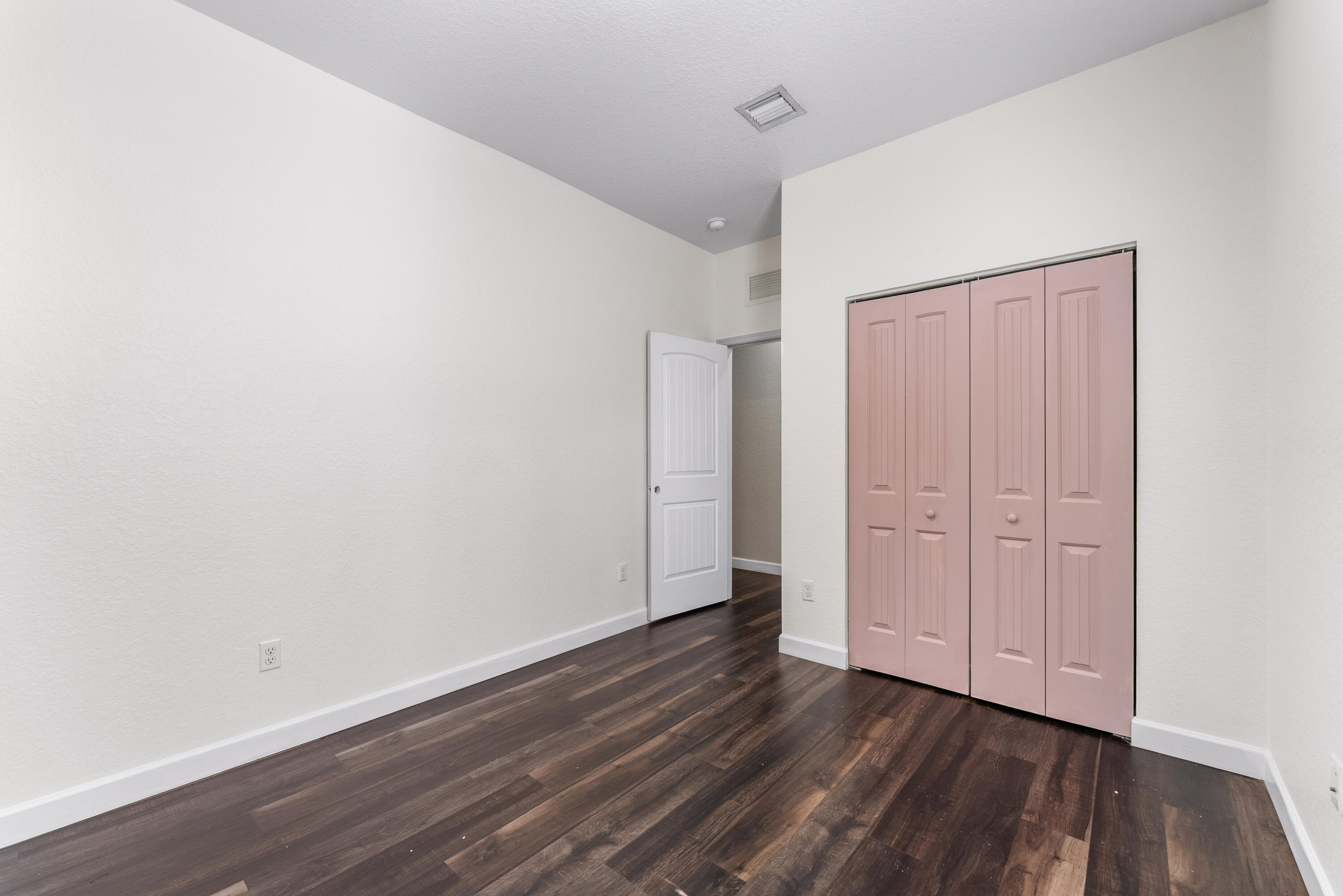 RUTH RIDGE - Residential