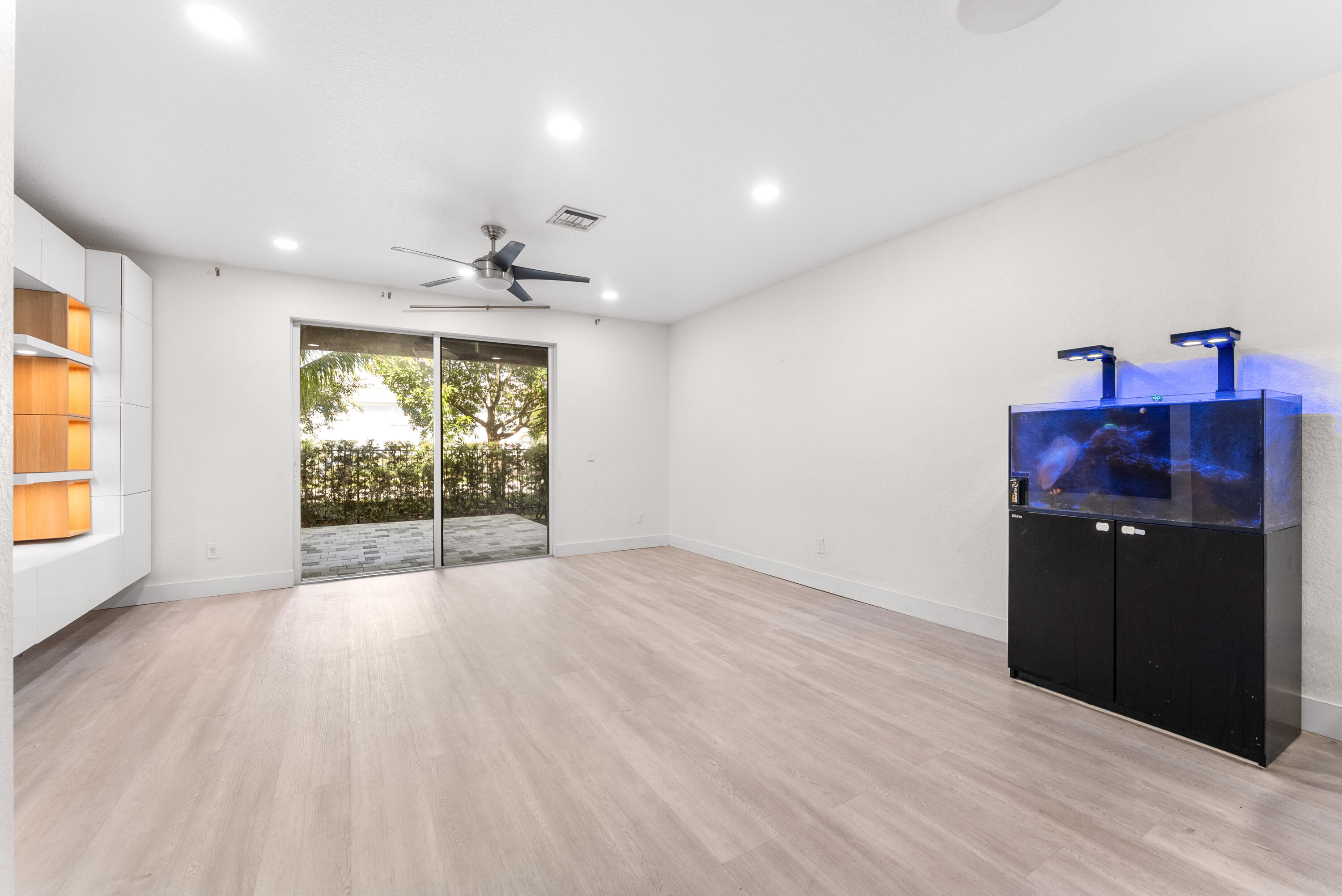 RUTH RIDGE - Residential