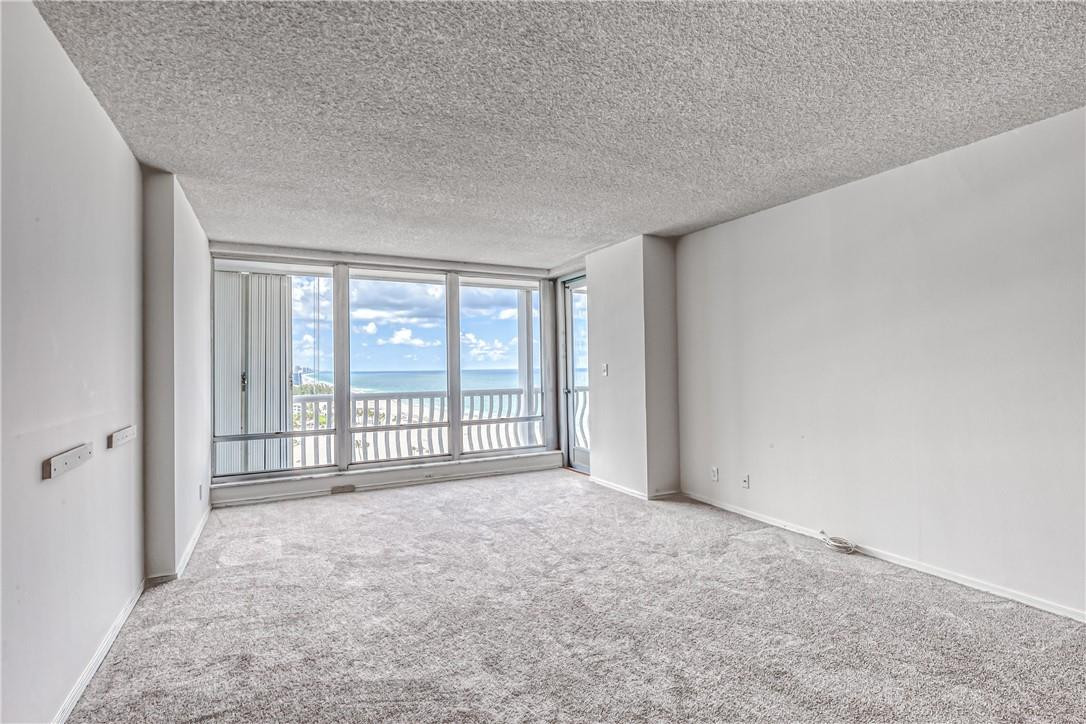 POINT OF AMERICAS - Residential
