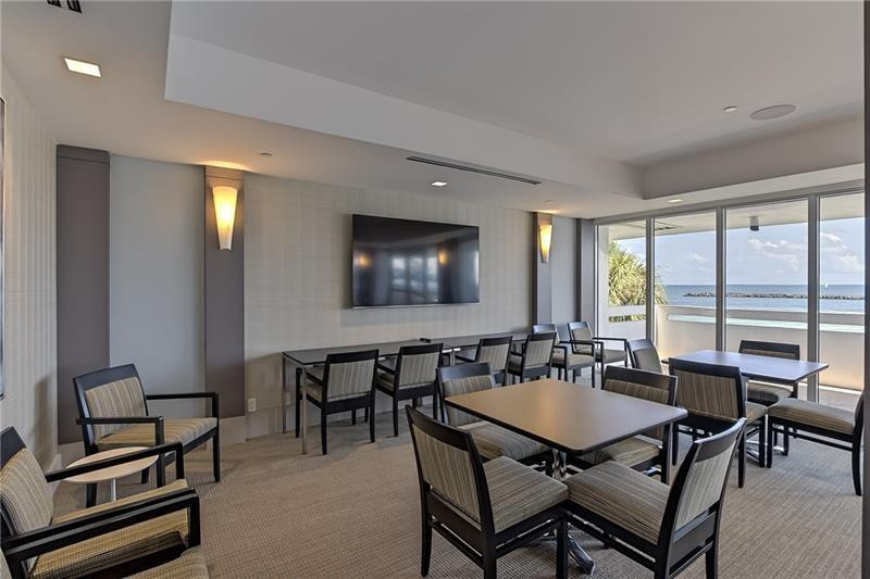 POINT OF AMERICAS - Residential