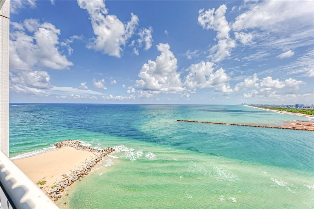POINT OF AMERICAS - Residential