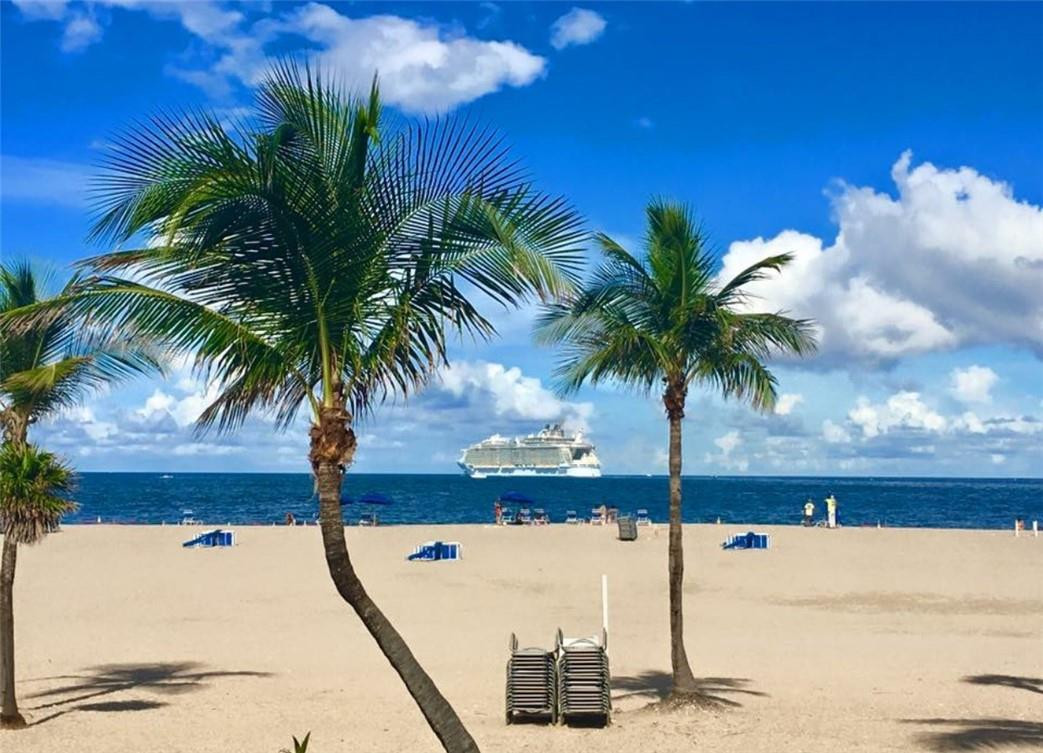 POINT OF AMERICAS - Residential