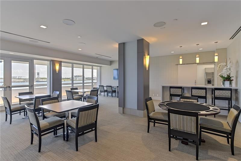 POINT OF AMERICAS - Residential