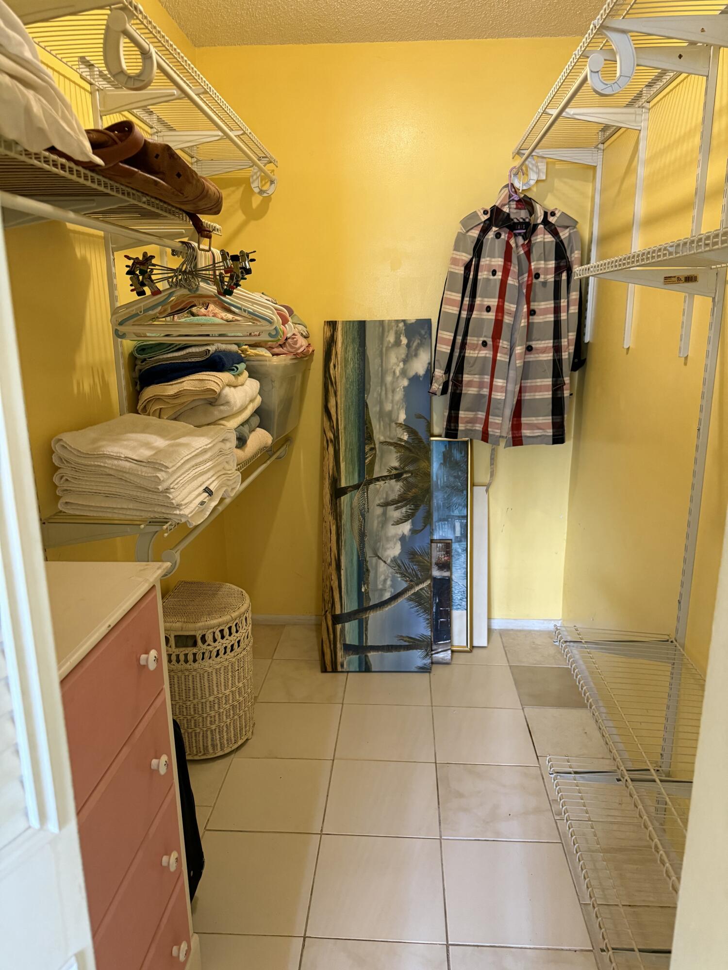 GOLDEN LAKES VILLAGE CONDO 1 THRU 13-A - Residential
