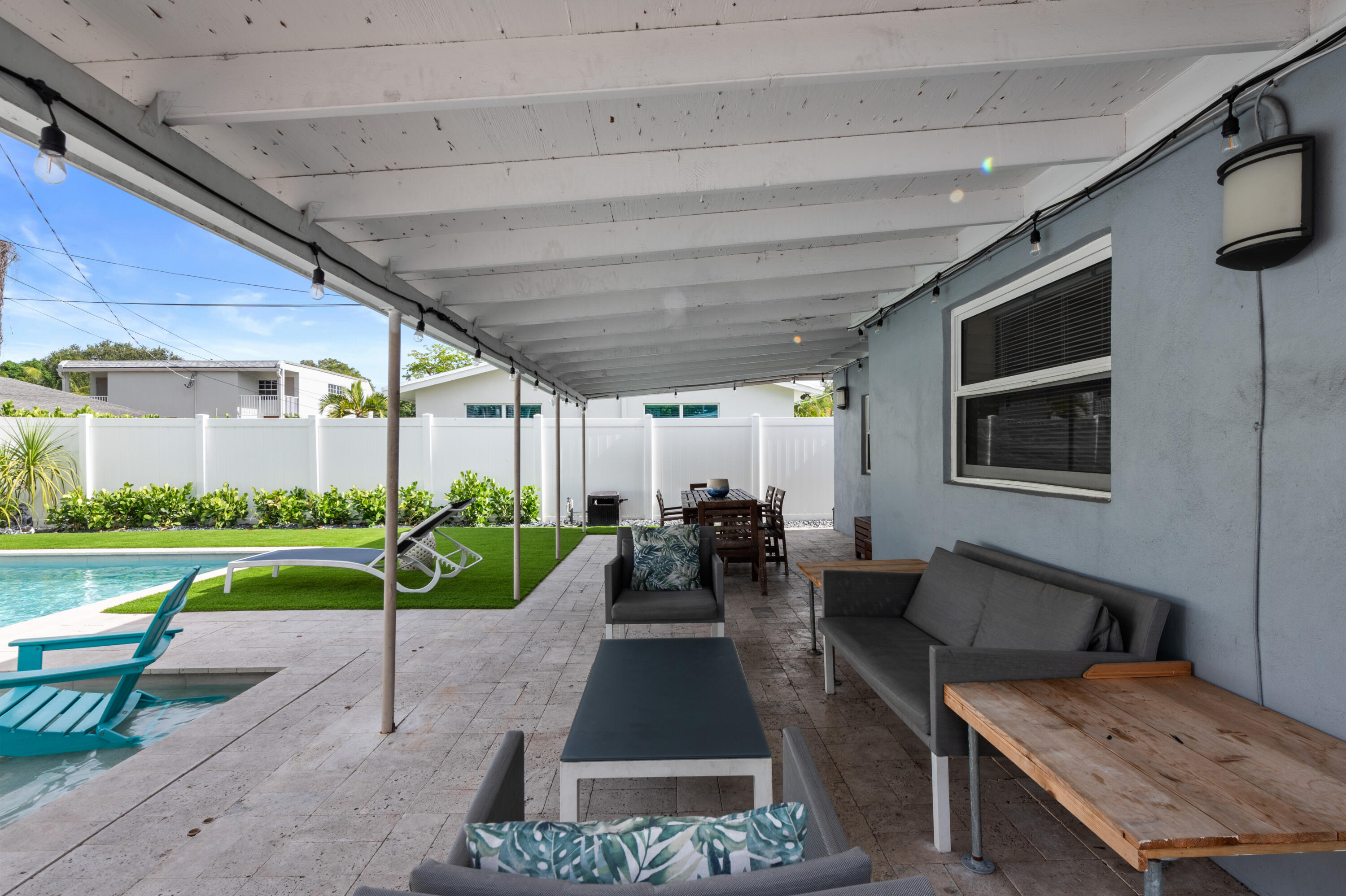LAUDERDALE - Residential