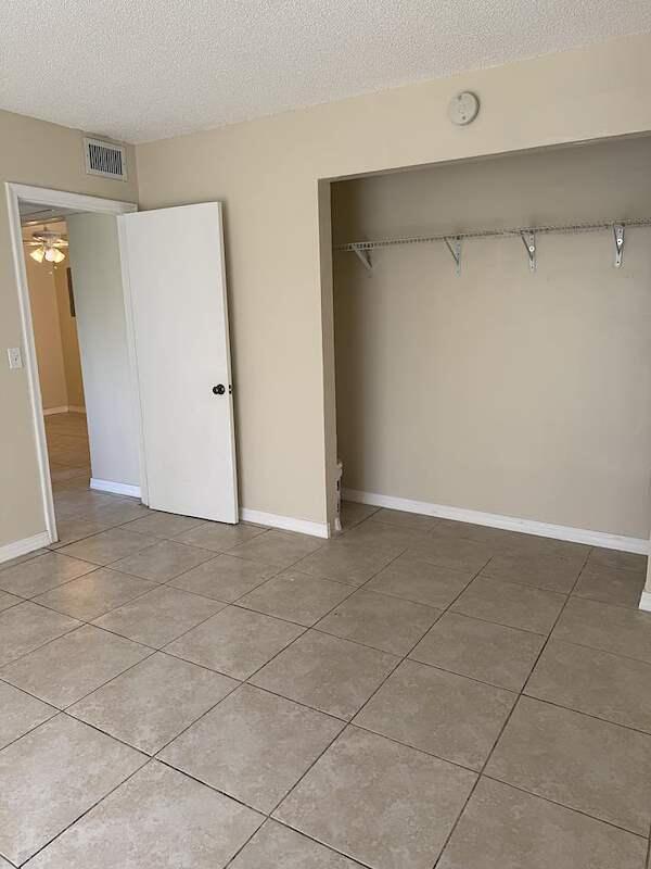 CYPRESS CREEK VILLAS - Residential Lease