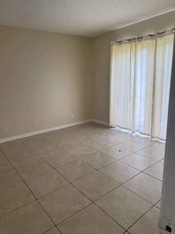 CYPRESS CREEK VILLAS - Residential Lease