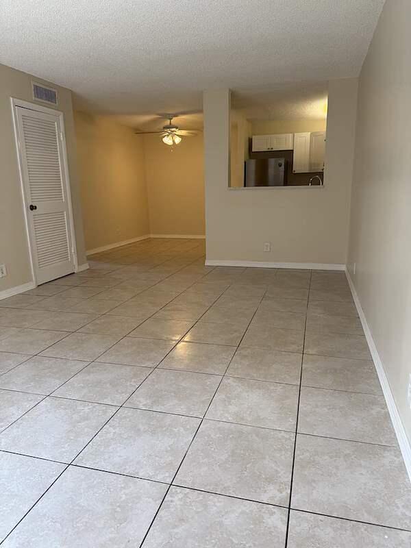 CYPRESS CREEK VILLAS - Residential Lease