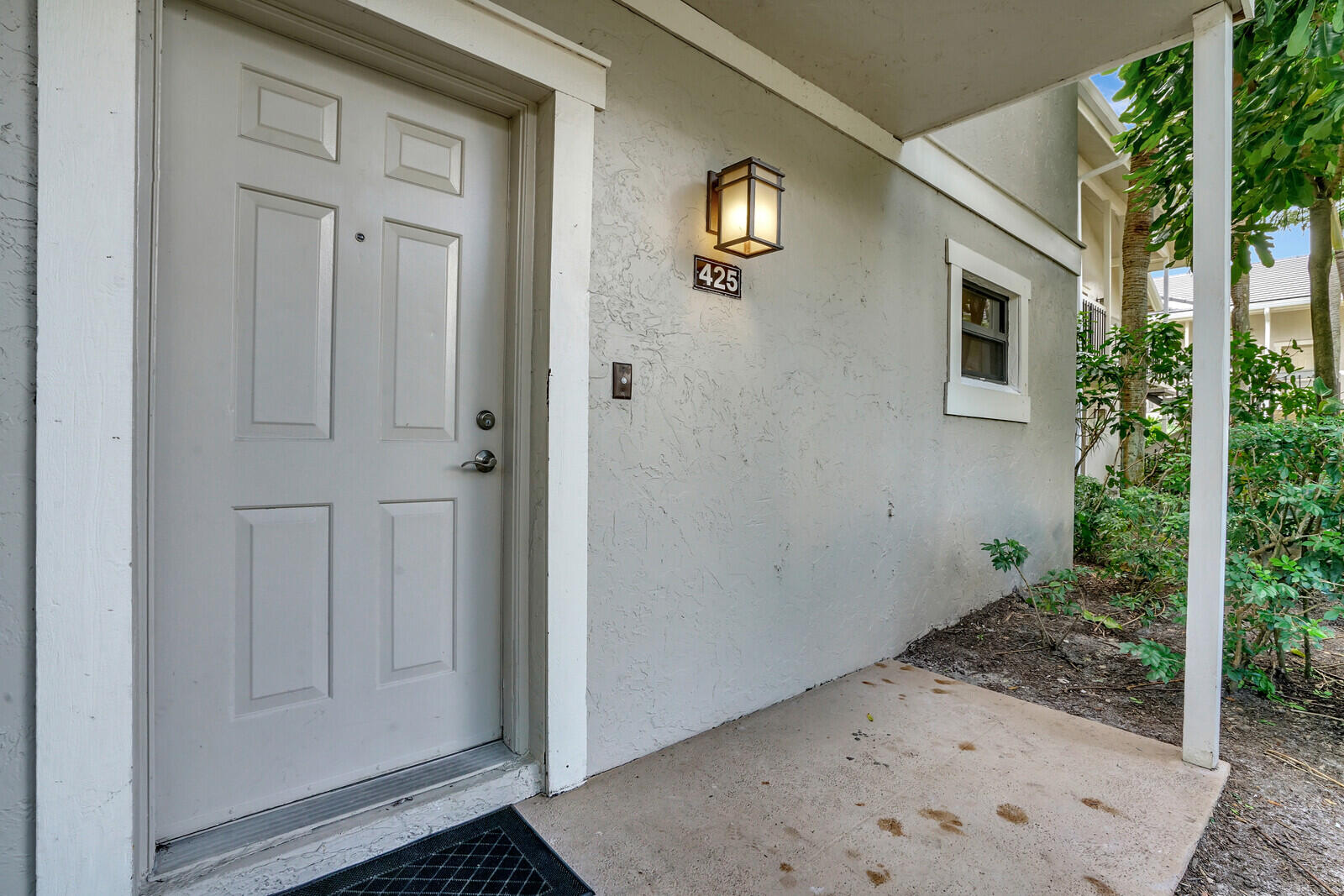 TENNIS LODGES 1 CONDO - Residential Lease