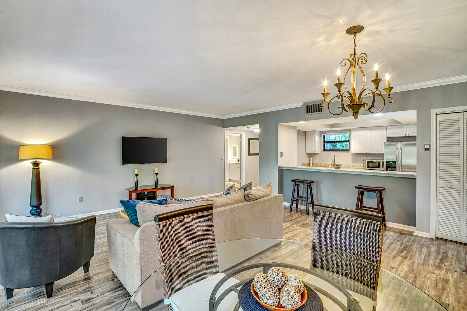 TENNIS LODGES 1 CONDO - Residential Lease