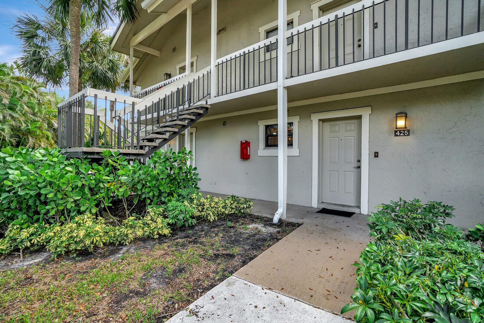 TENNIS LODGES 1 CONDO - Residential Lease