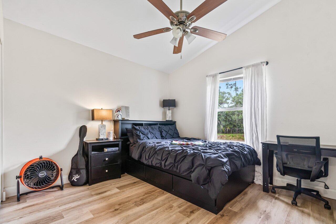 Acreage - Residential Lease