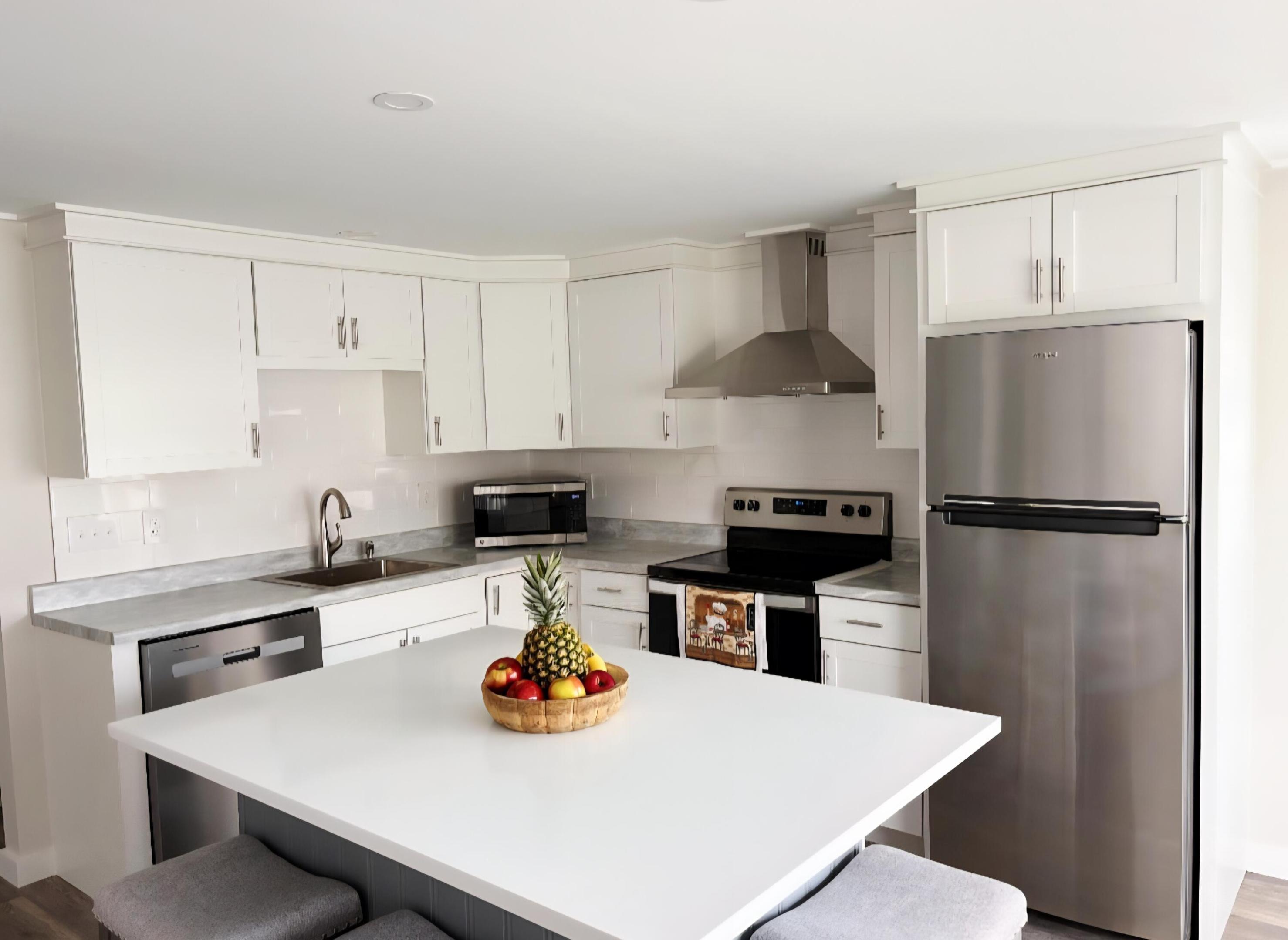 Spanish Lakes Riverfront - Residential