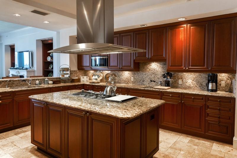 ONE WATERMARK PLACE OF THE PALM BEACHES - Residential