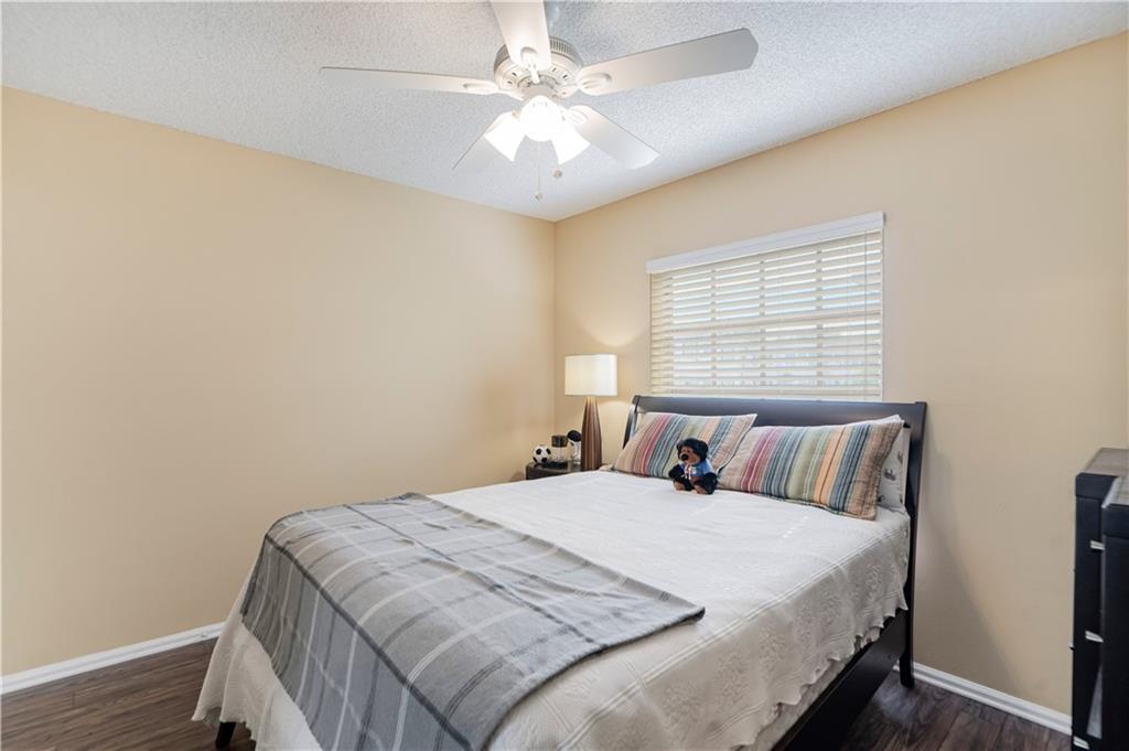 Imperial Point Colonnades - Residential