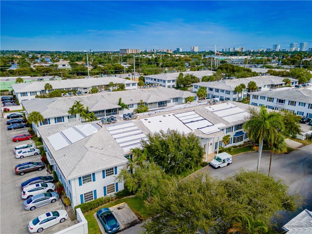 Imperial Point Colonnades - Residential
