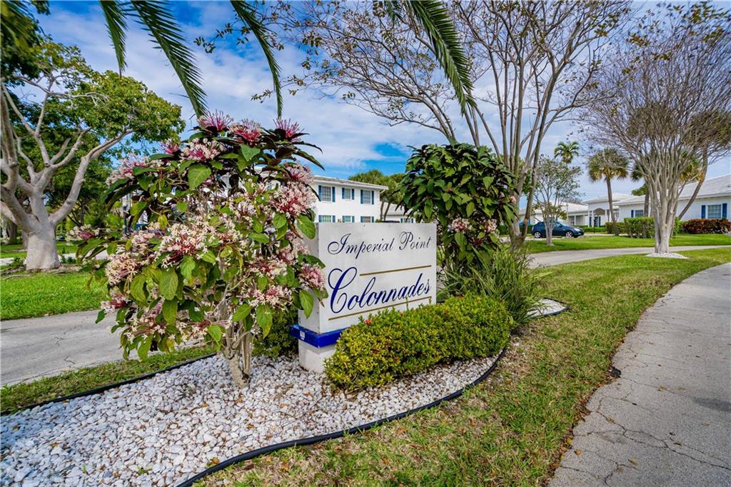 Imperial Point Colonnades - Residential