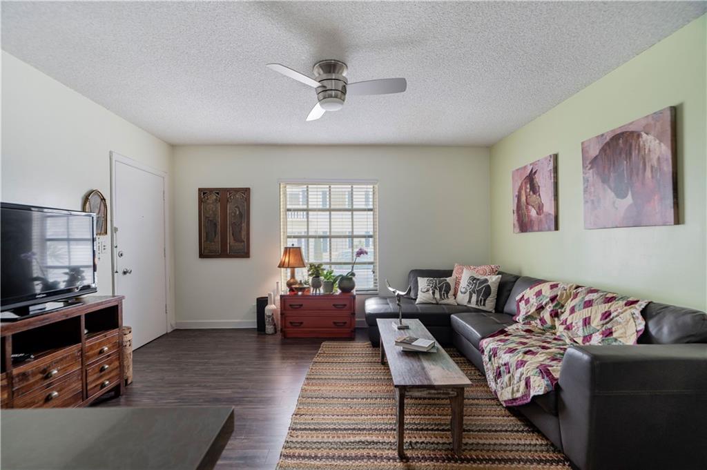 Imperial Point Colonnades - Residential