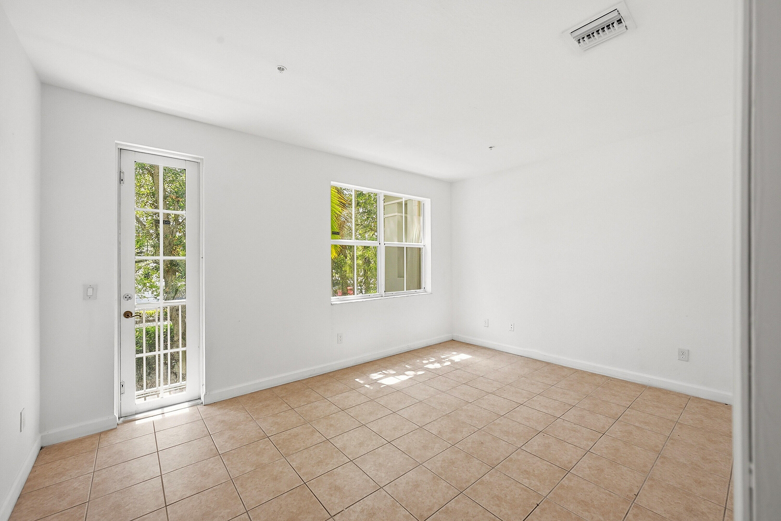 SHOMA TOWNHOMES AT ROYAL PALM BEACH CONDO - Residential