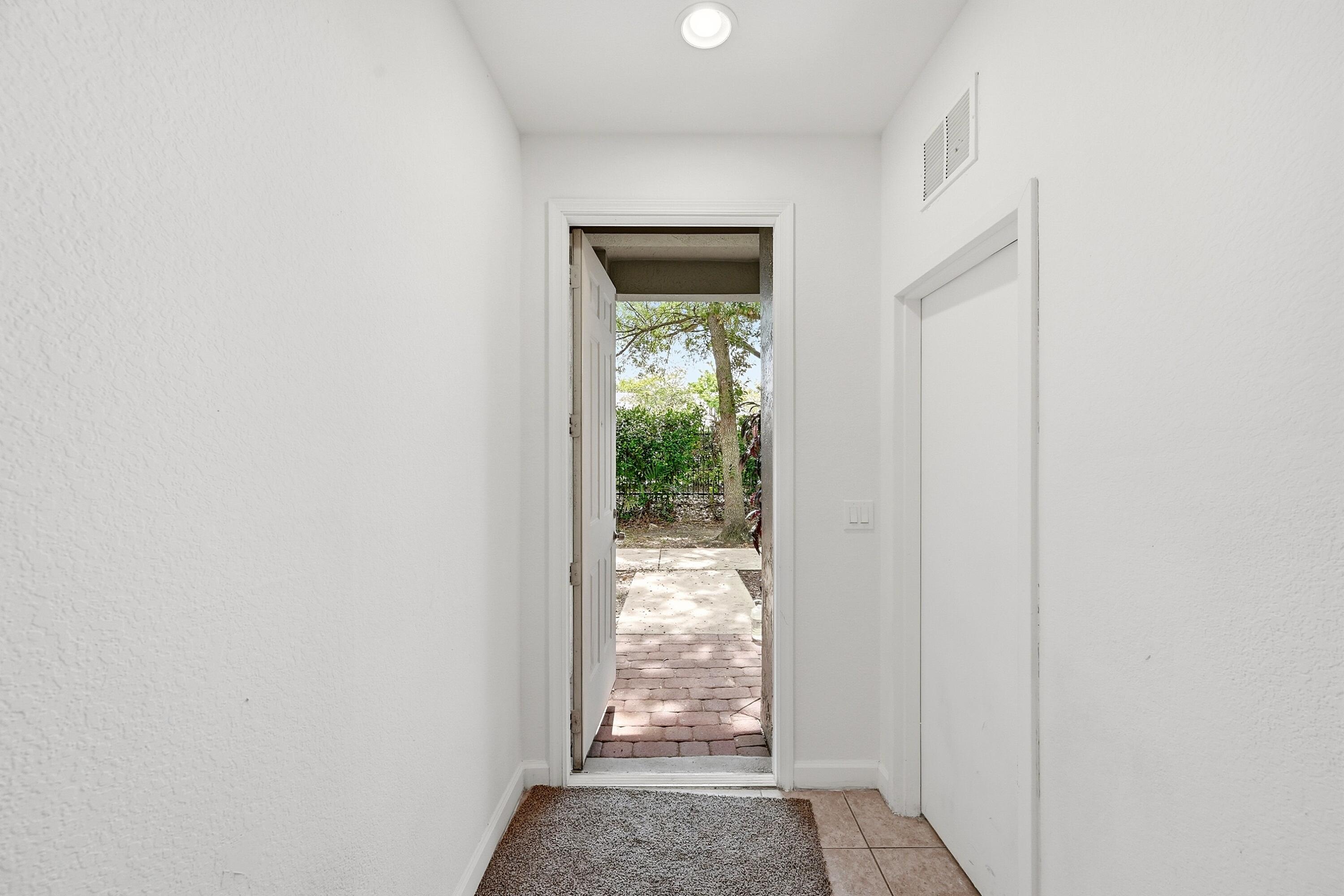 SHOMA TOWNHOMES AT ROYAL PALM BEACH CONDO - Residential