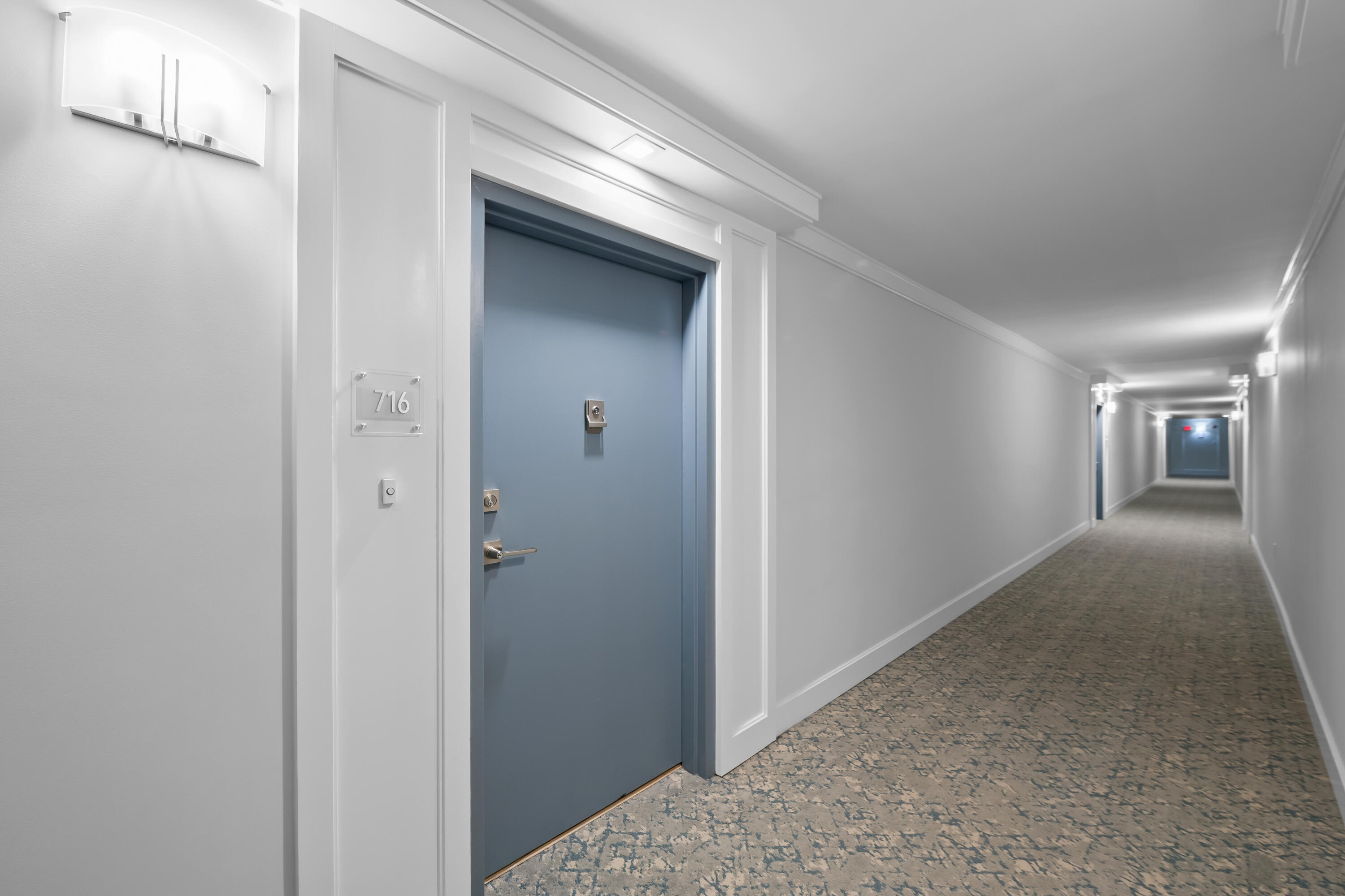 BARCLAY CONDO - Residential