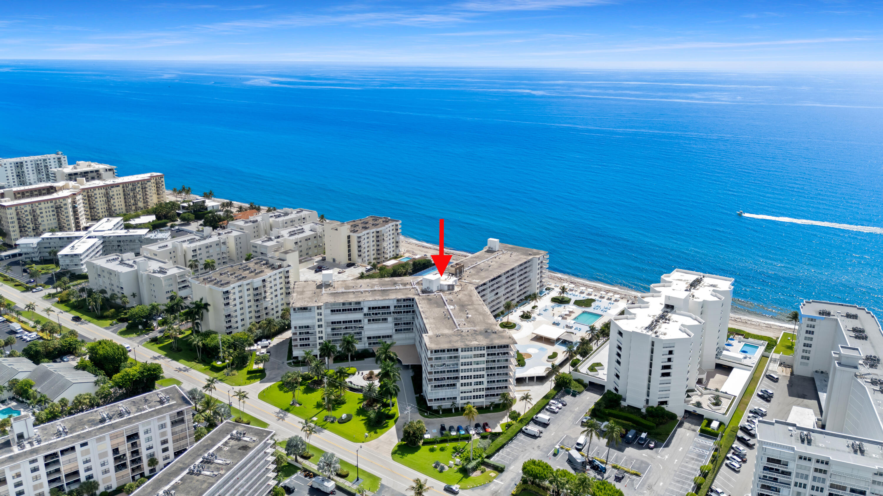 BARCLAY CONDO - Residential