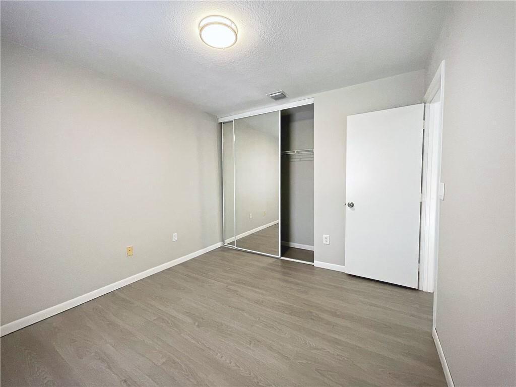 Towngate 156-11 B - Residential Lease