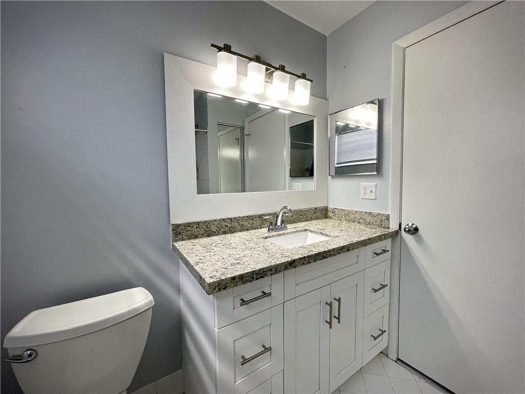 Towngate 156-11 B - Residential Lease