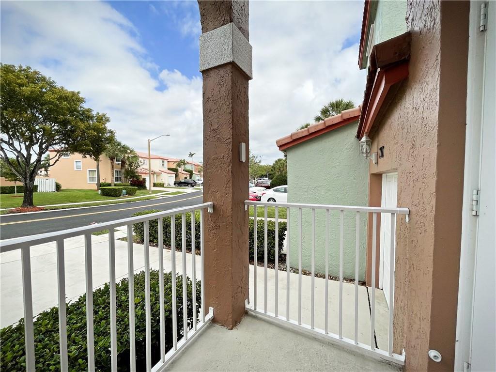 Towngate 156-11 B - Residential Lease