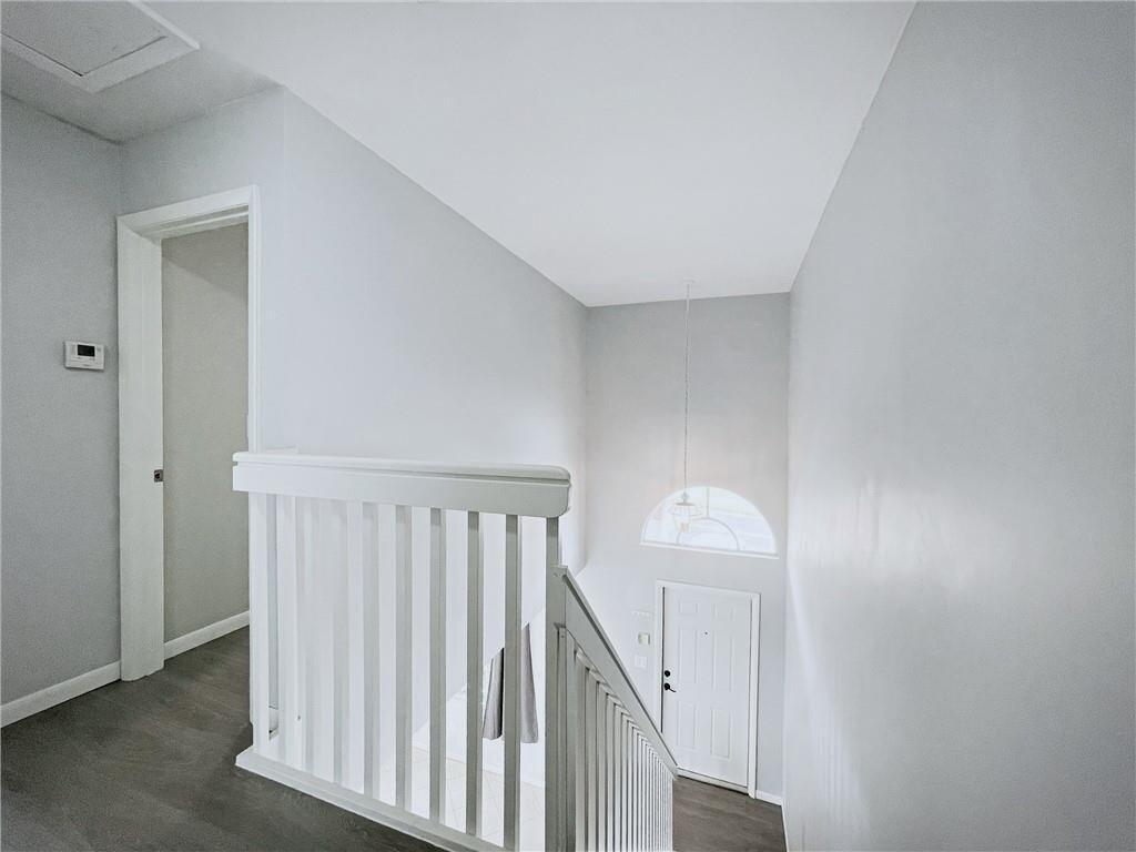 Towngate 156-11 B - Residential Lease