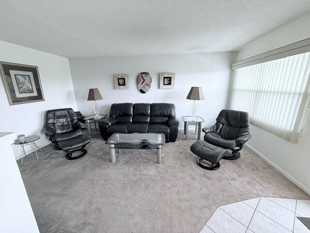 HARWOOD E CONDO - Residential