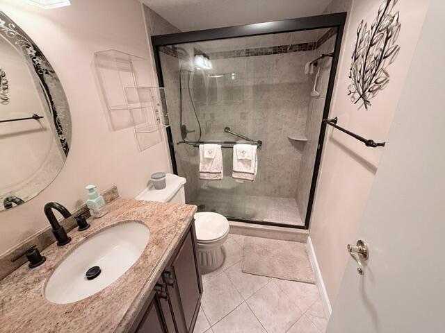 HARWOOD E CONDO - Residential