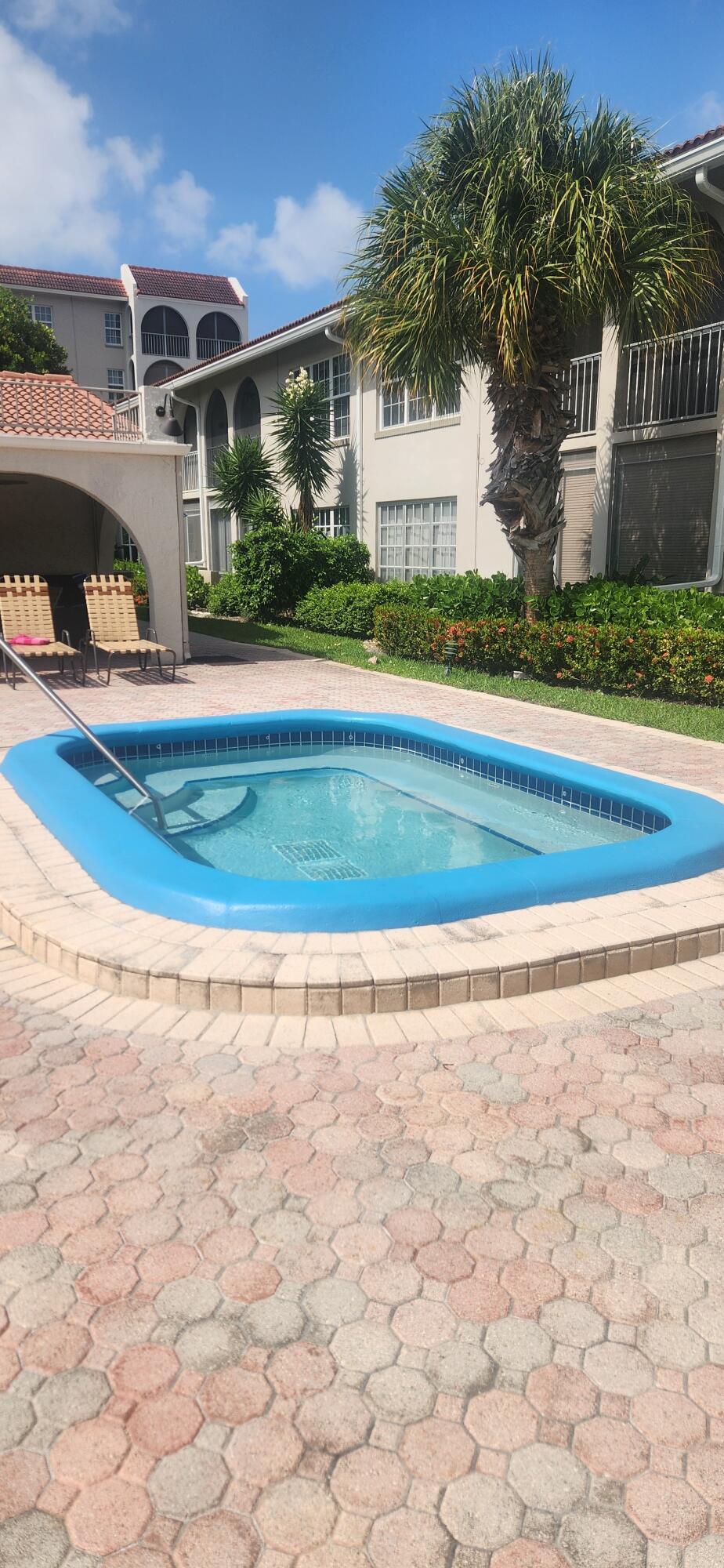 TIERRA DEL SOL CONDO - Residential