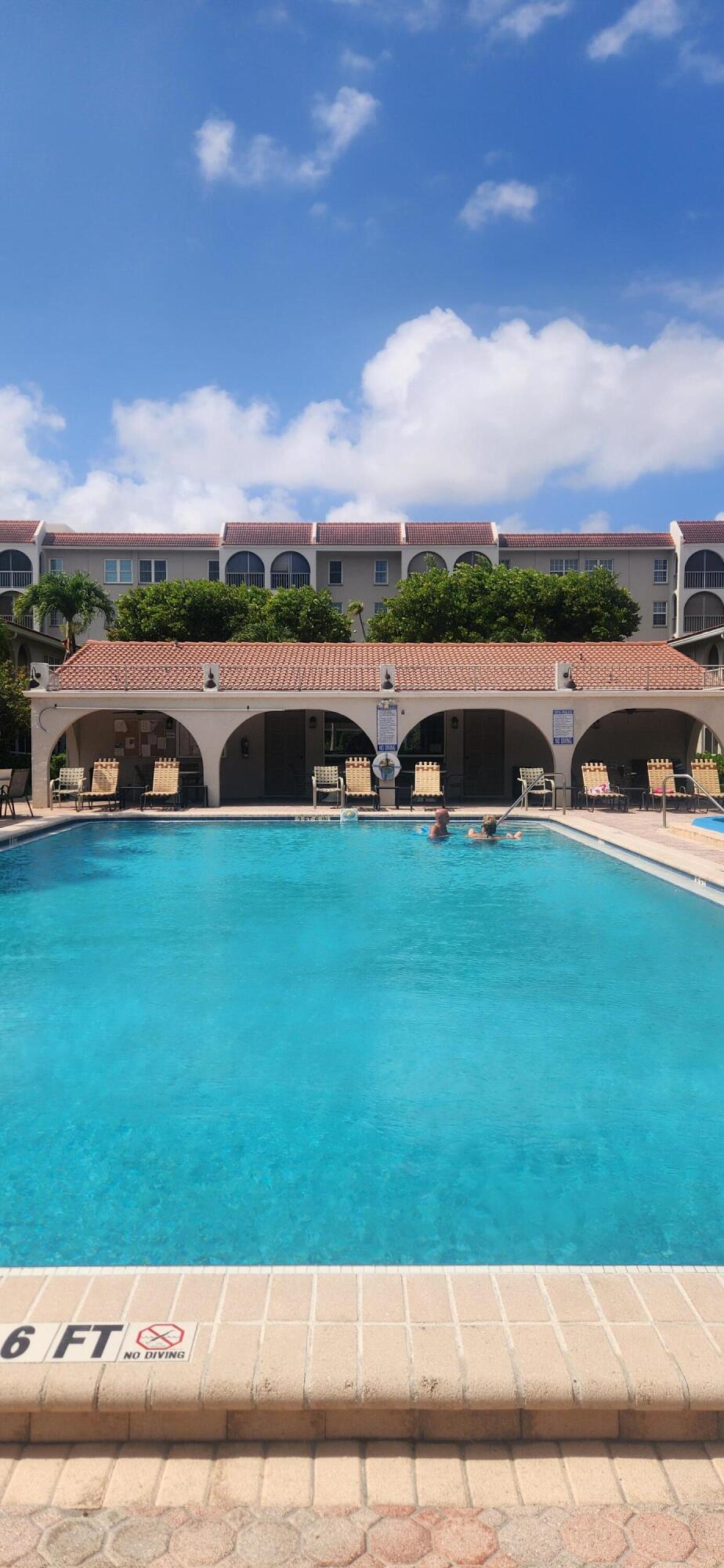 TIERRA DEL SOL CONDO - Residential