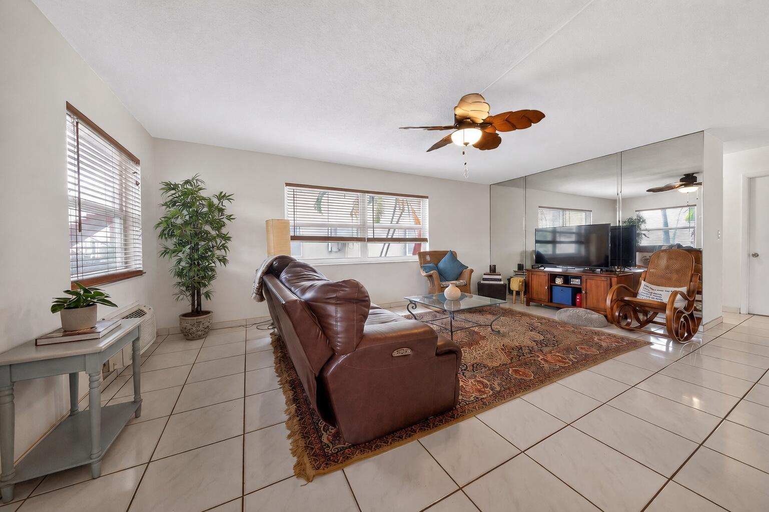 TOWN COLONY CONDO - Residential
