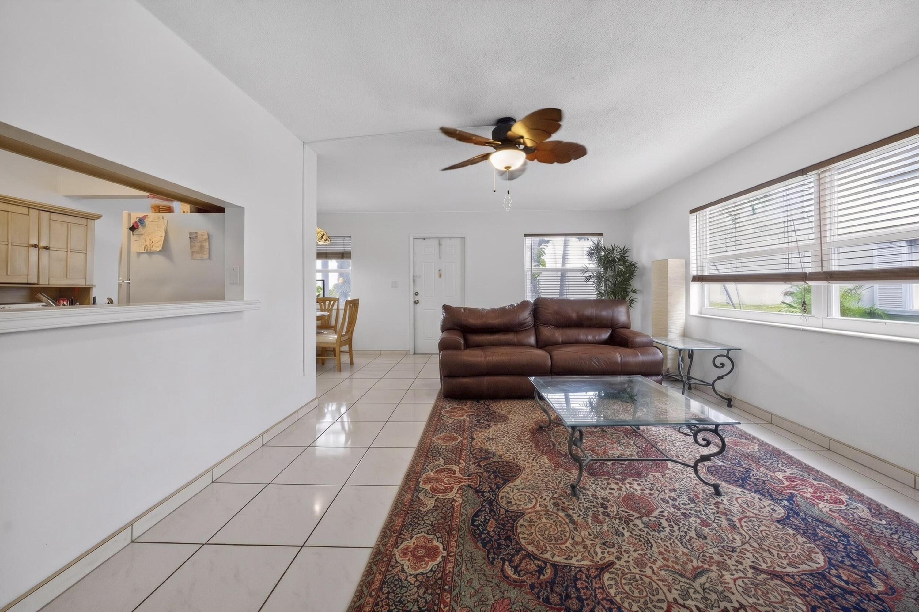 TOWN COLONY CONDO - Residential
