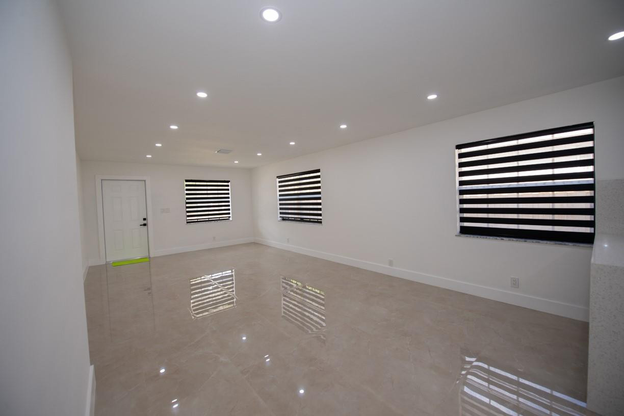TOWN OF MODELO (DANIA) B-49 - Residential