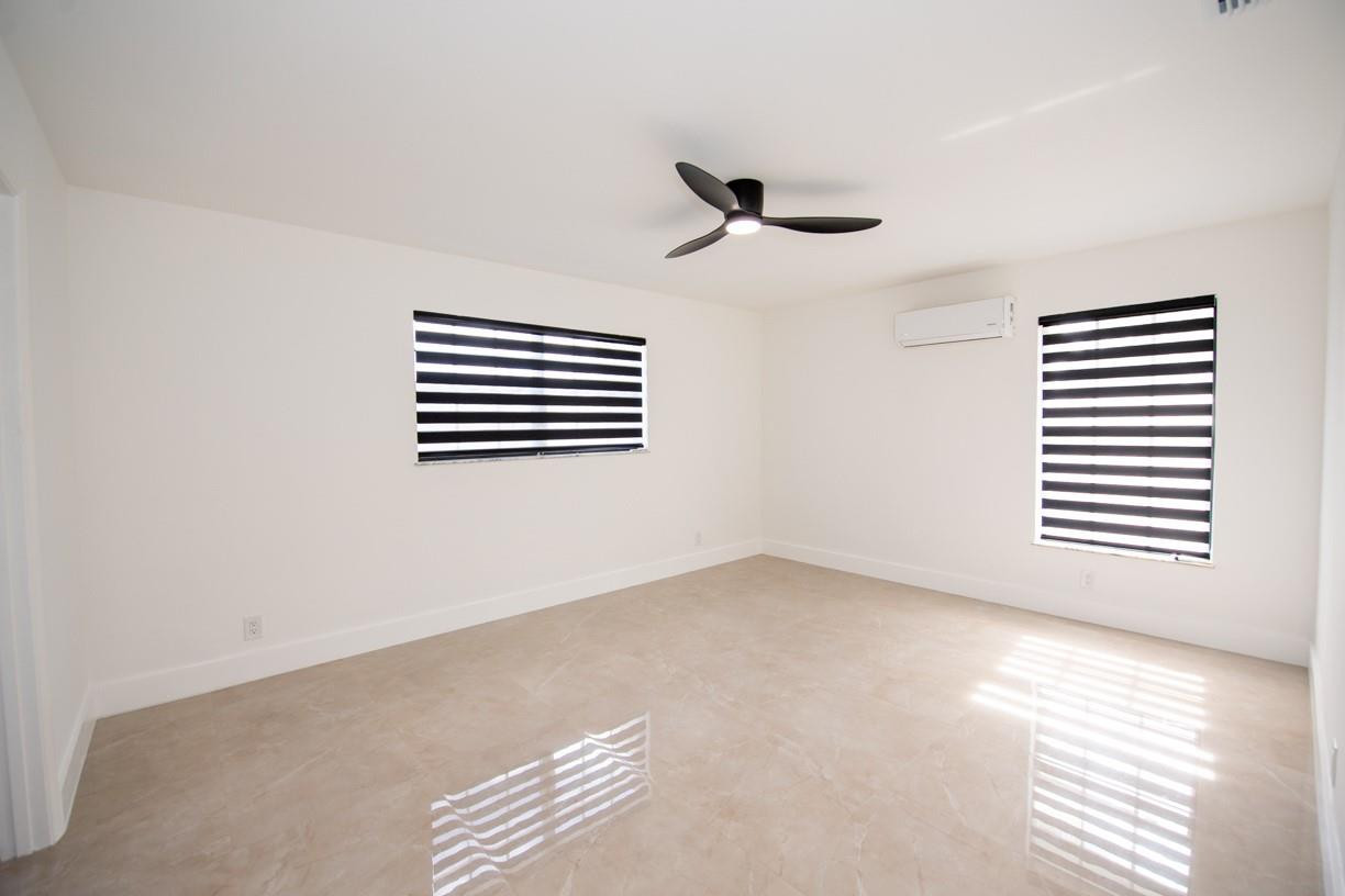 TOWN OF MODELO (DANIA) B-49 - Residential