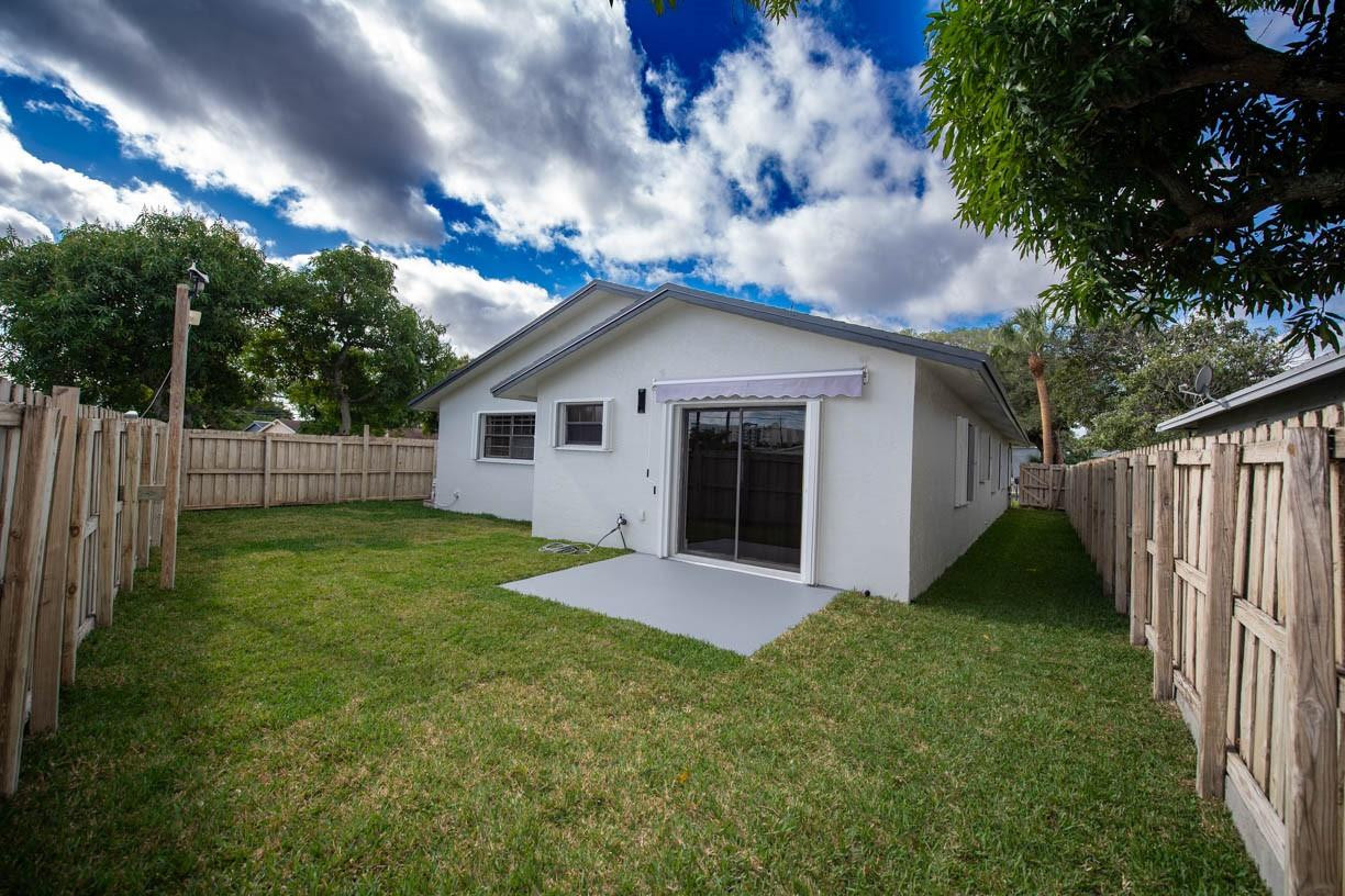 TOWN OF MODELO (DANIA) B-49 - Residential