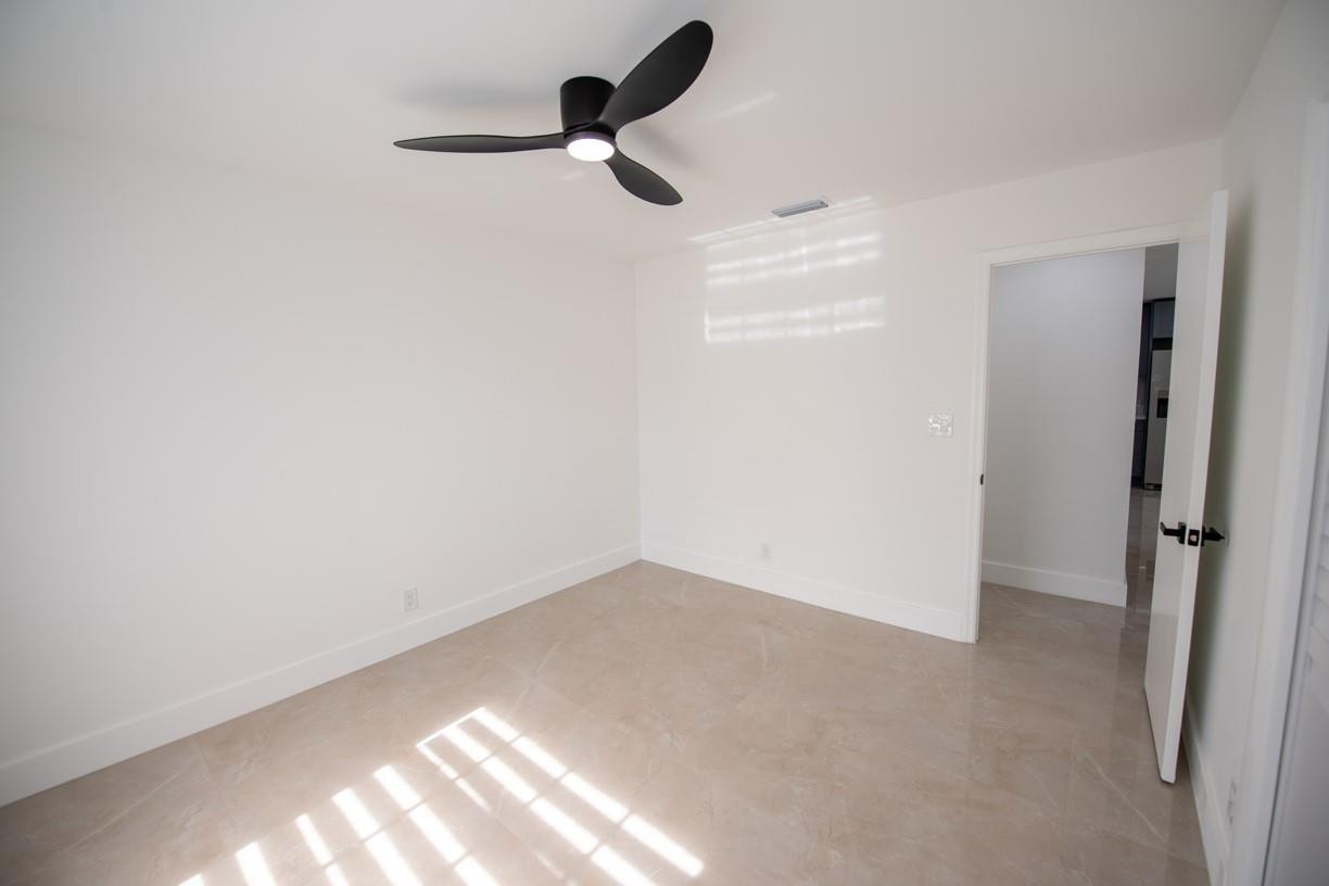 TOWN OF MODELO (DANIA) B-49 - Residential