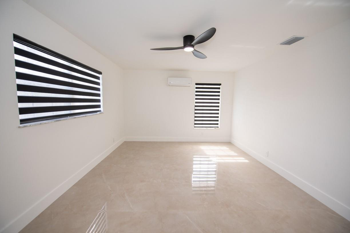 TOWN OF MODELO (DANIA) B-49 - Residential