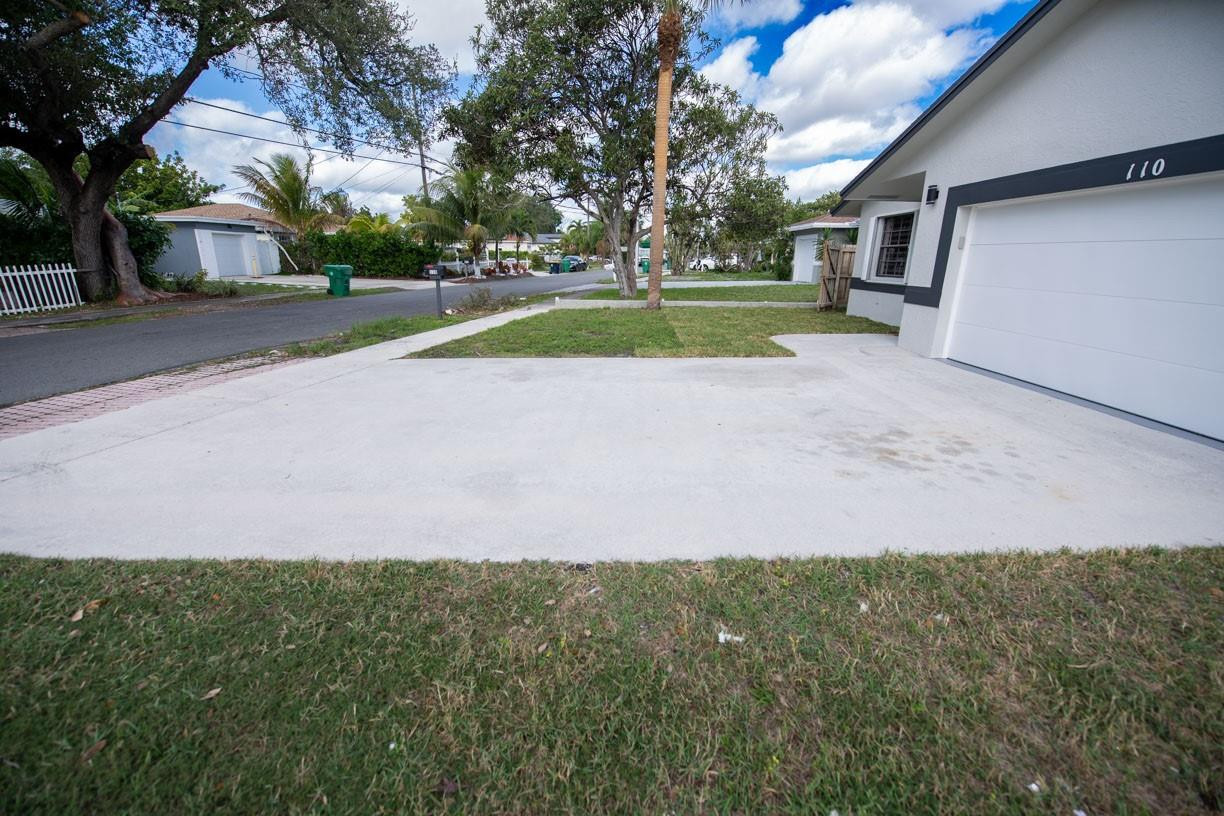 TOWN OF MODELO (DANIA) B-49 - Residential