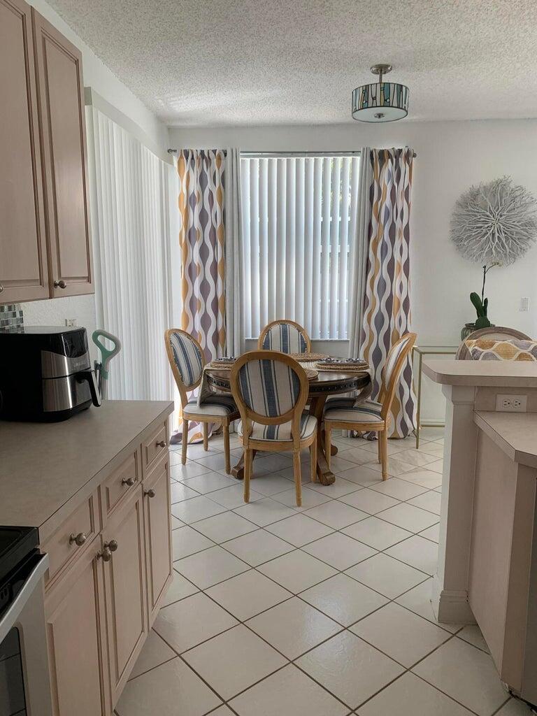 CLASSICS AT BEAR LAKES - Residential Lease