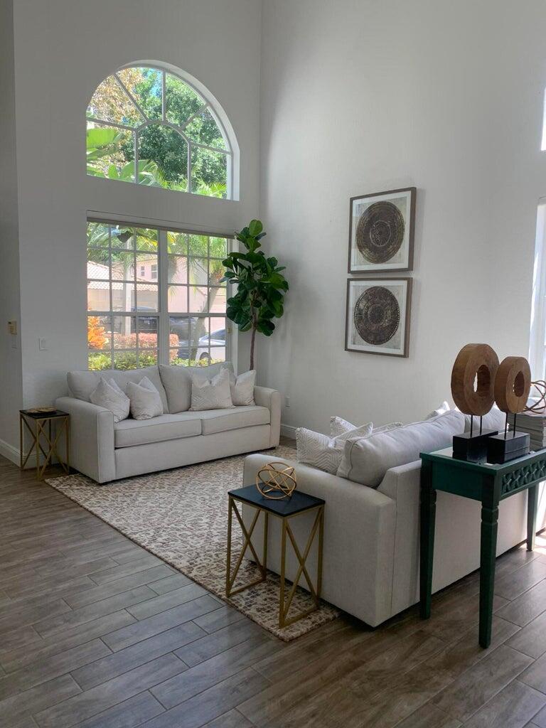 CLASSICS AT BEAR LAKES - Residential Lease
