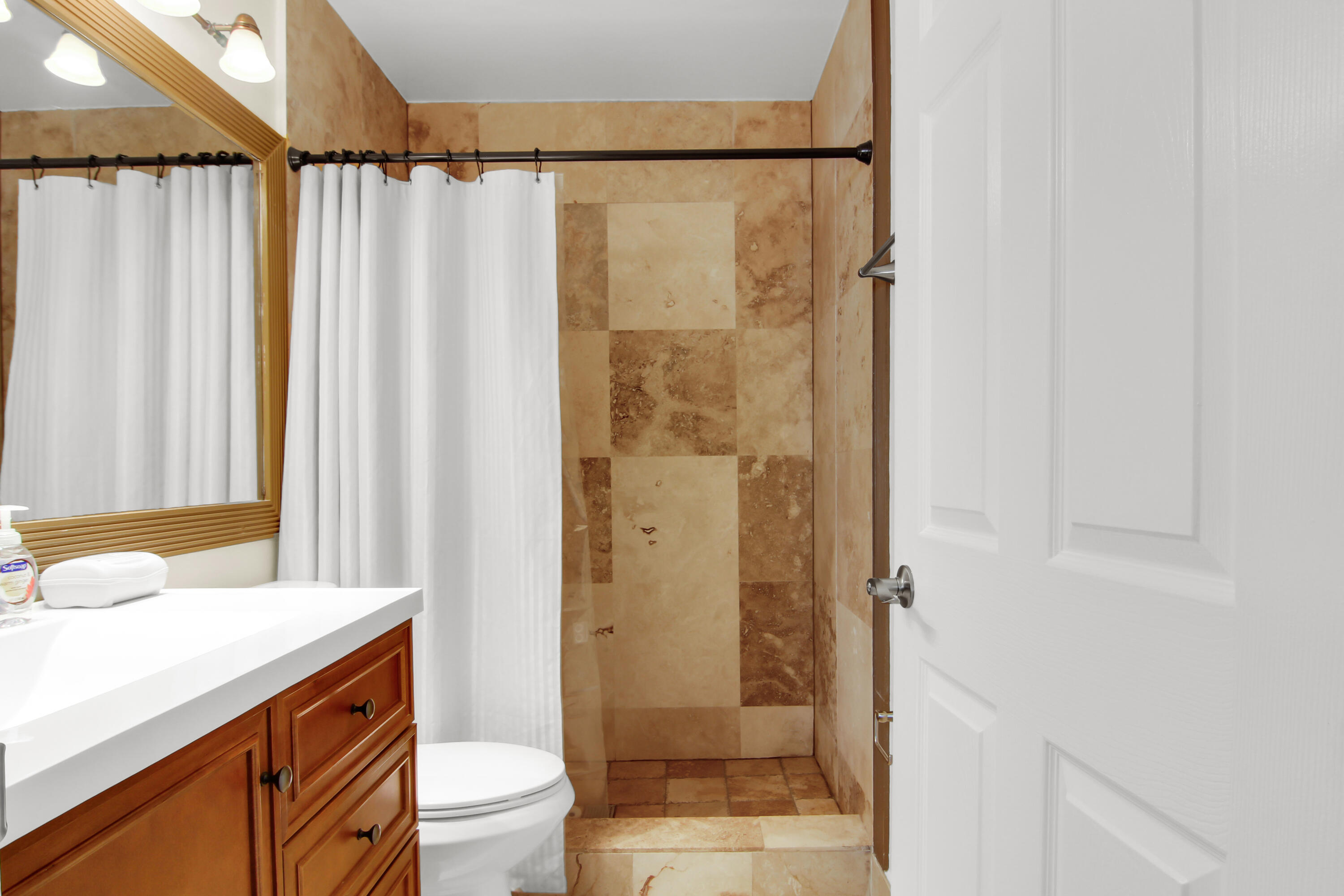 PALM CLUB WEST VILLAGE 2 - Residential