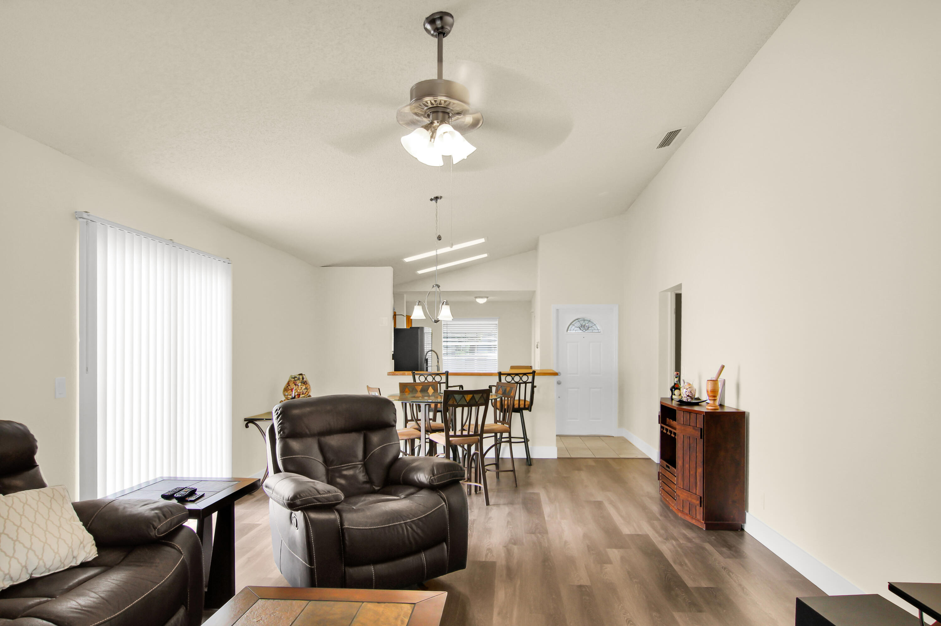 PALM CLUB WEST VILLAGE 2 - Residential